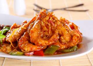 Recette des crevettes au jus de coco ( Tôm rim nước dừa)