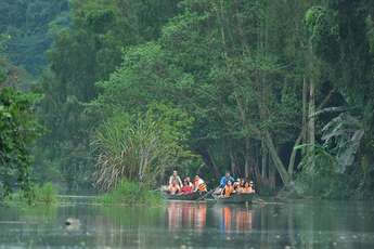 À la découverte du parc ornithologique de Thung Nham