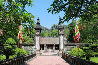 Hoa Lu - Ninh Binh  : guide complet 2026