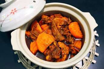 Recette du bœuf mijoté au jus de coco et au curry (Bò kho nước dừa cà ry)