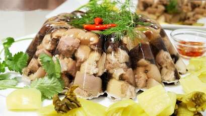 Recette de cuisse de porc en gelée (chân giò nấu đông)