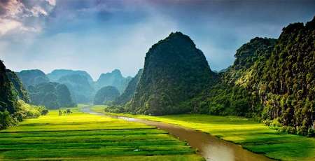 La Baie d’Halong terrestre a le vent en poupe 