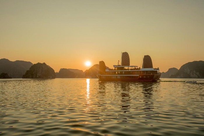 Croisière dans la baie de Lan Ha – île de Cat Ba en 3 jours 2 nuits