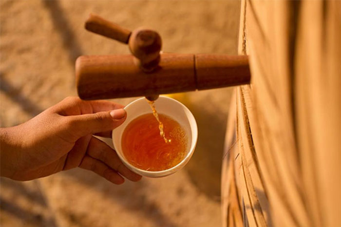 Nuoc mam au Vietnam, un grand enjeu pour la production traditionnelle