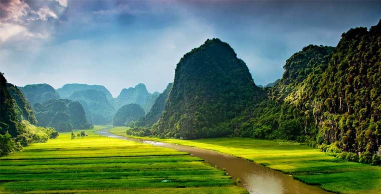 La Baie d’Halong terrestre a le vent en poupe 