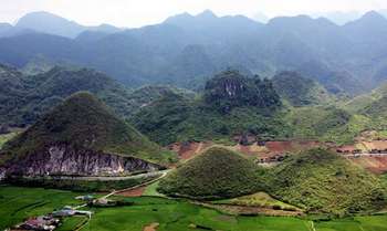 Ha Giang – Quan Ba – Tam Son – Yen Minh – Dong Van