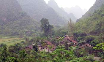  Bac Ha – Marché de Can Cau – Randonnée dans le secteur de Ta Van Chu